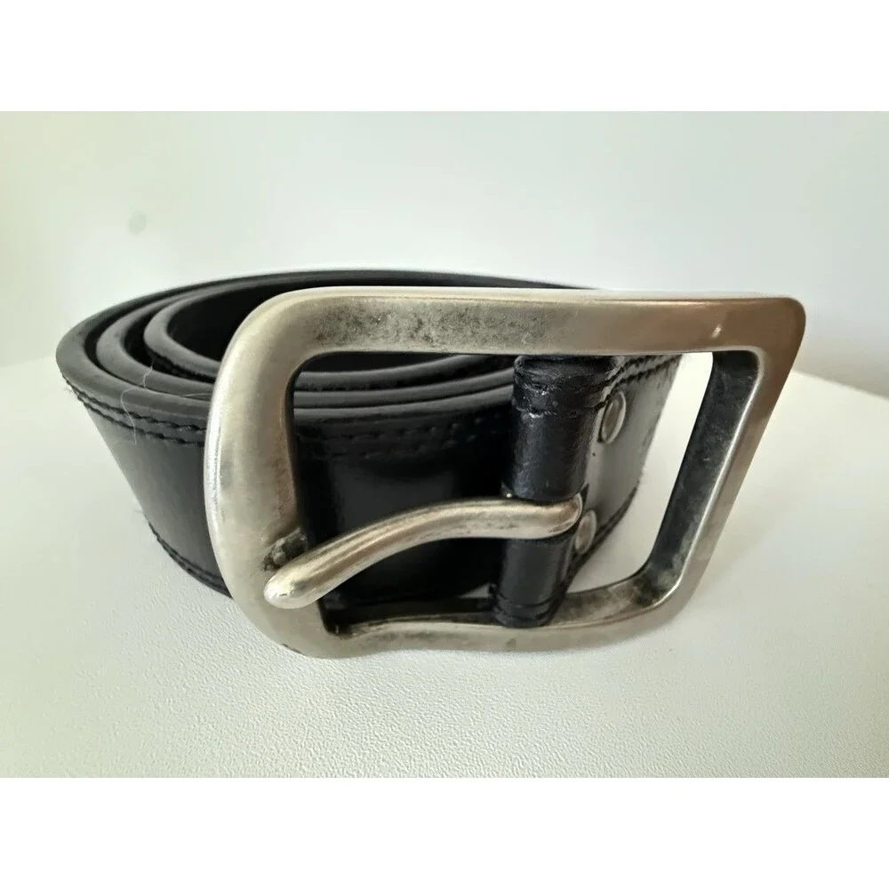 Levi’s Men’s Black Genuine Leather Belt Size 40/100 Silver Buckle 11LP0221